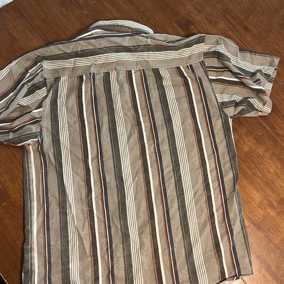 VINTAGE 90'S STRIPED Shirt Men's // Sugatuck Dry Goods Company Size M - Picture 5 of 5